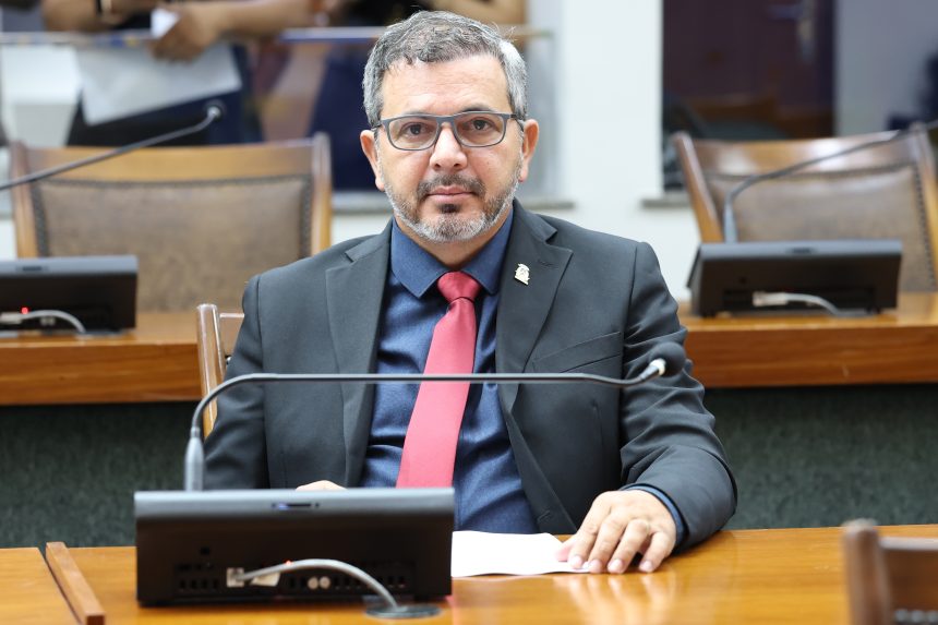 ldo-aprovada-com-13-emendas-aditivas-do-deputado-wiston-gomes,-saude-e-infraestrutura-sao-destaques