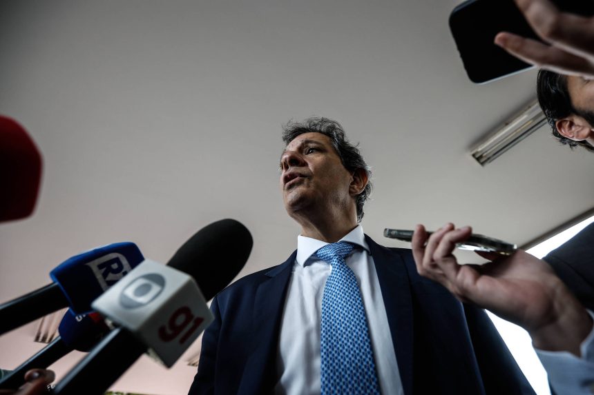 haddad-anuncia-bloqueio-de-r$-5-bi-no-orcamento-de-2024-e-deixa-pacote-de-cortes-para-semana-que-vem