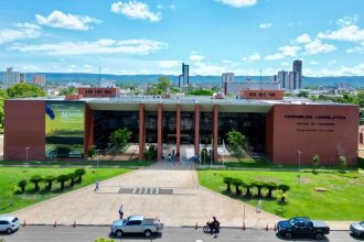 deputados-protocolam-projeto-com-nova-regulamentacao-para-eleicao-da-mesa-diretora-da-assembleia