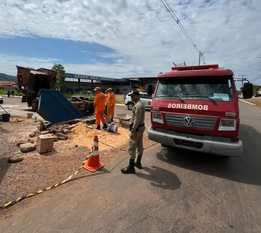 homem-morre-apos-ser-esmagado-por-conteiner-de-entulhos-enquanto-reformava-calcada