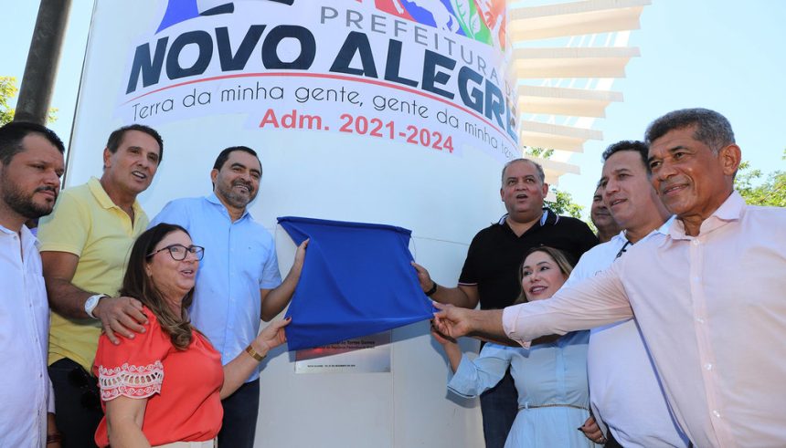 governador-wanderlei-barbosa-participa-da-entrega-de-adutora-em-novo-alegre-do-tocantins