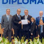 em-cerimonia-de-diplomacao,-vice-governador-laurez-enfatiza-compromisso-com-o-futuro-de-palmas