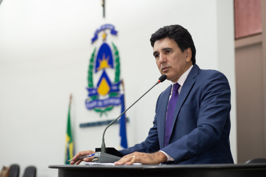 deputado-junior-geo-cobra-plano-de-carreira-da-educacao-e-informacoes-fiscais-do-estado