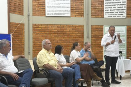 ministro-fala-por-telefone-em-reuniao-com-movimento-br-235-to/ma,-confirma-manutencao-e-promete-surpreender-na-construcao-da-nova-ponte-em-aguiarnopolis 