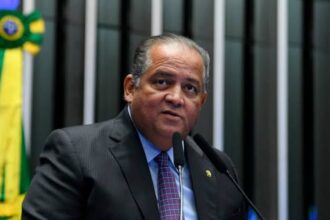 tocantinense-eduardo-gomes-assumira-comando-do-senado-pela-3a-vez-nesta-terca-em-meio-a-discussoes-importantes-na-casa