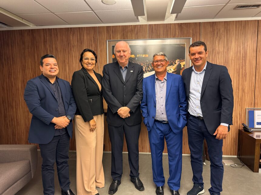 presidente-eleito-da-atm,-big-jow,-realiza-visita-institucional-na-cnm-e-debate-pautas-prioritarias do-movimento-municipalista  