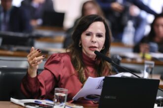 senadora-professora-dorinha-assume-presidencia-da-comissao-que-analisara-a-mp-do-fundo-social