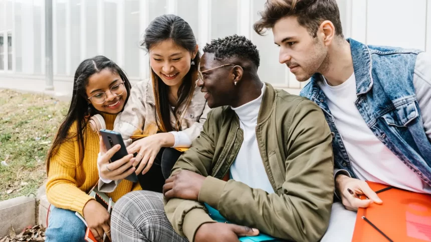 geracao-z-prefere-trabalho-alinhado-a-valores-a-ser-influencer,-diz-estudo