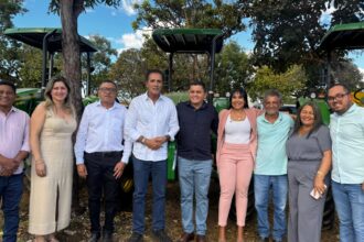janad-participa-de-entrega-de-86-tratores-e-reforca-compromisso-com-o-setor-produtivo-em-palmas
