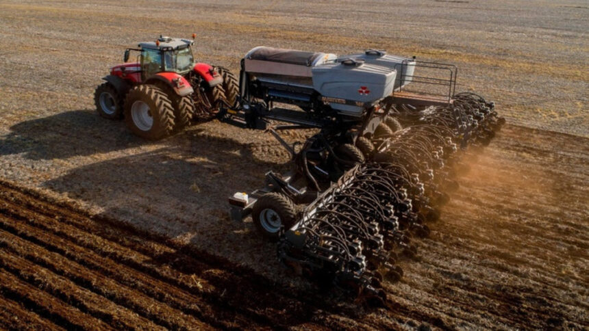 massey-ferguson-apresenta-solucoes-inteligentes-na-bahia-farm-show-2025