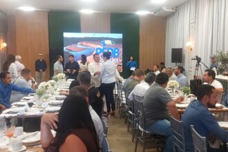 psdb-reune-membros-na-capital:-junior-geo-relembra-2024,-comenta-fusao-com-podemos-de-eduardo-e-afirma:-“catitu-fora-do-bando-e-comida-de-onca”;-mantoan-anuncia-licenca