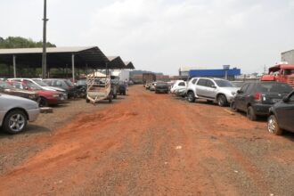 vereador-vilarindo-do-eucalipto-solicita-acao-da-secretaria-de-saude-para-combater-focos-de-dengue-em-galpao-da-sancar