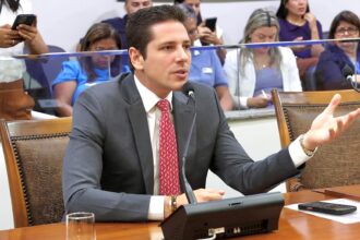 aprovado-pl-de-olyntho-que-obriga-planos-a-cobrirem-exames-pedidos-por-nutricionistas