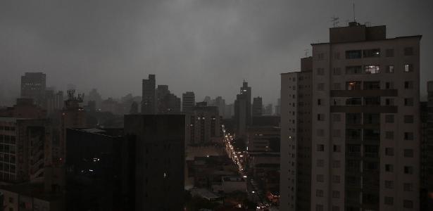 cidade-de-sp-e-marginais-entram-em-estado-de-atencao-para-alagamentos