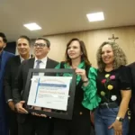 ao-receber-titulo-de-parlamentar-amiga-de-gurupi,-dorinha-diz-que-politica-deve-ser-feita-com-responsabilidade-e-critica:-“na-hora-da-campanha-muitos-pedem-votos-e-depois-desaparecem”