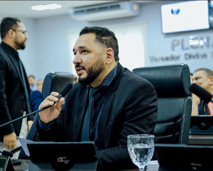 aprovado-projeto-de-lei-de-autoria-do-vereador-luciano-santana,-que-premia-alunos-com-excelencia-escolar-em-araguaina:-“estudante-nota-10