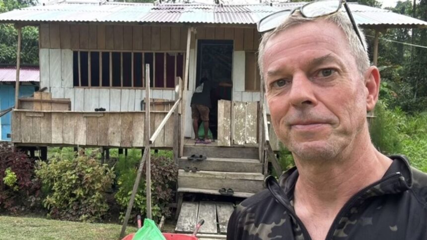homem-descobre-sanguessuga-no-olho-em-viagem;-veja-foto