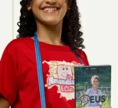 agora-influenciadora,-vendedora-de-cremosinho-lanca-livro-dia-17-que-vai-ajudar-a-realizar-sonho-de-construcao-da-sua-casa