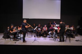 choro-para-big-band-homenageia-os-mestres-da-musica-brasileira-no-teatro-sesc-palmas