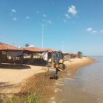 acao-de-limpeza-na-praia-das-arnos-visa-melhorar-area-de-banho