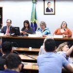 saude-bucal-deve-ser-tratada-como-direito-humano,-defendem-participantes-de-audiencia-na-camara