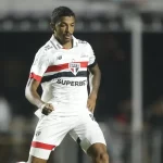 luiz-gustavo-nao-cogita-aposentadoria,-e-futuro-sera-definido-em-dezembro