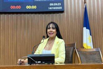 janad-valcari-apresenta-mocao-de-aplausos-ao-cra-to-pelos-60-anos-da-administracao-na-aleto