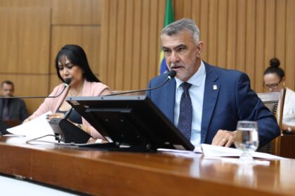 presidente-da-aleto-encaminha-pccr-da-educacao-para-a-ccj