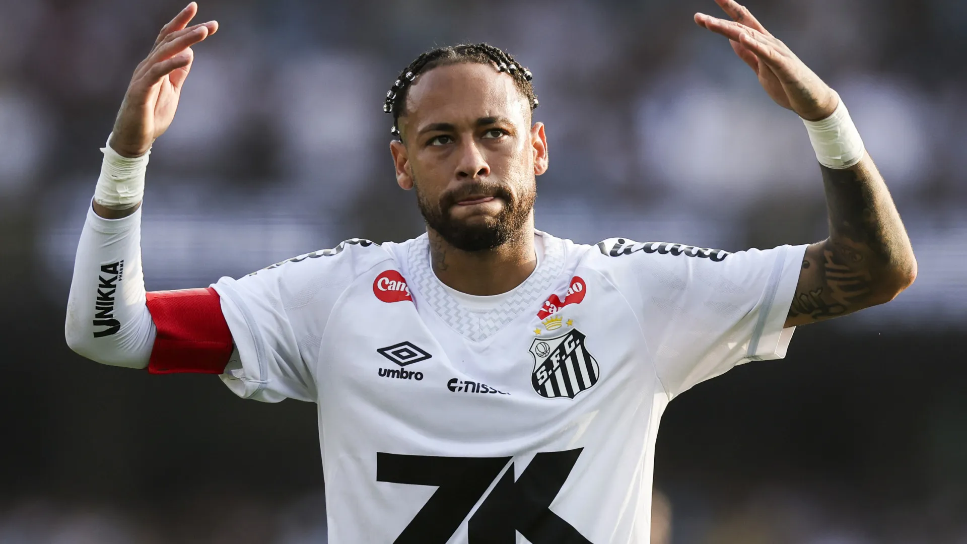 ‘lenda’-brasileira-arrasa-neymar:-“nao-serve-como-exemplo-para-ninguem”