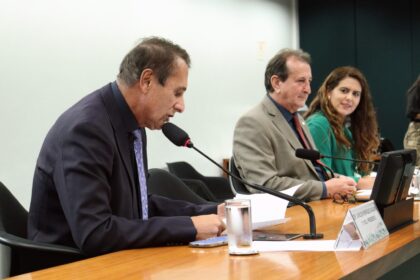gaguim-articula-na-camara-projetos-sobre-educacao,-mobilidade-e-protecao-as-mulheres