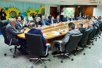 comissao-de-financas-da-aleto-promove-debate-sobre-ldo-2026-com-poderes-e-instituicoes