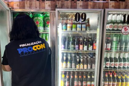 operacao-de-olho-no-copo:-numero-preocupante-de-produtos-vencidos-e-apreendido-em-todo-o-estado