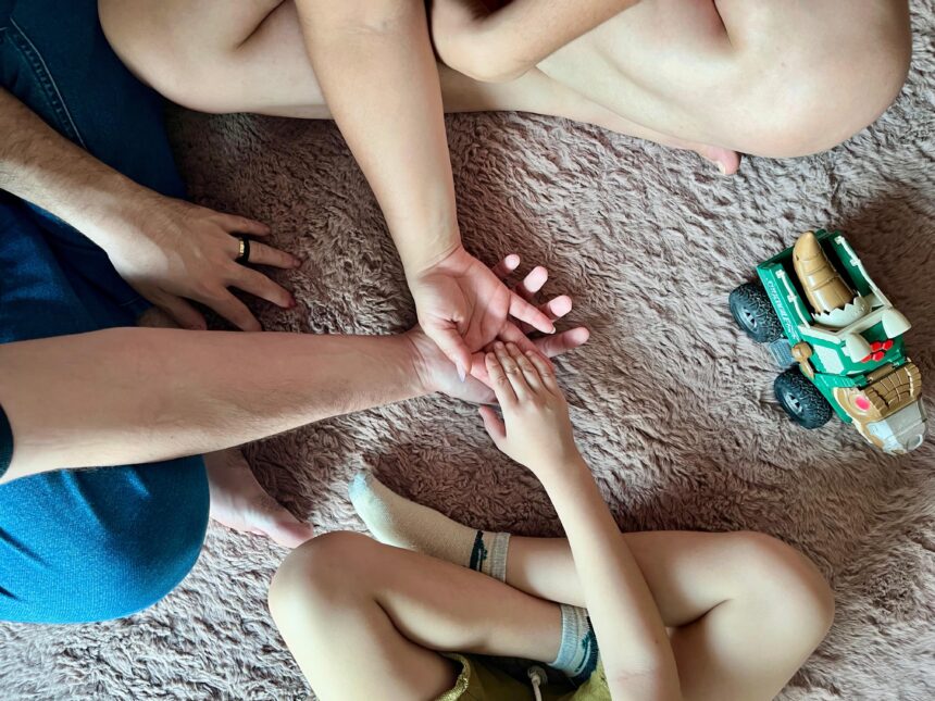 familia-acolhedora-transforma-historias-e-desafia-modelo-de-institucionalizacao-no-tocantins:-‘recuperar-a-vida-deles’