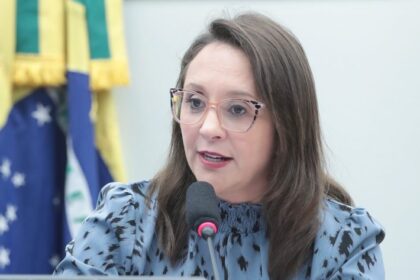 comissao-aprova-obrigacao-de-fabricantes-em-divulgar-pontos-de-coleta-para-pilhas-e-eletronicos