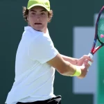 pular-torneios-esta-ajudando-agora,-diz-joao-fonseca