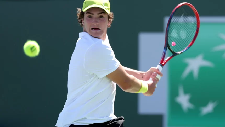 pular-torneios-esta-ajudando-agora,-diz-joao-fonseca