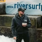 austriaco-quebra-recorde-mundial-apos-surfar-a-mesma-onda-por-mais-de-8h