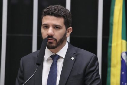 camara-aprova-despacho-gratuito-de-bagagem-de-ate-23-kg-em-voos;-acompanhe