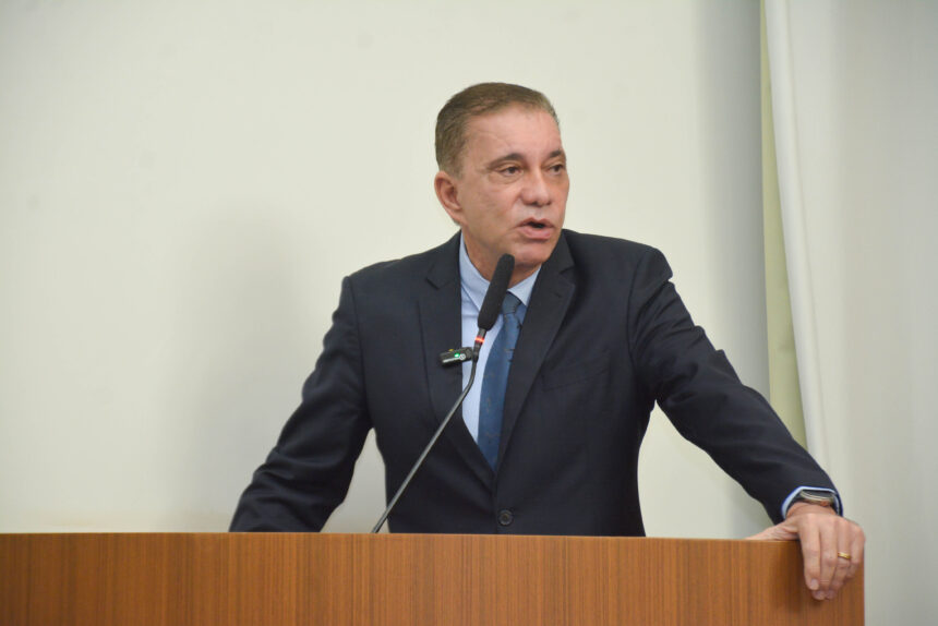 carlos-amastha-assume-lugar-na-comissao-de-financas-e-e-indicado-relator-das-contas-da-ex-prefeita-cinthia-ribeiro