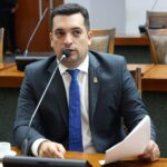 o-que-diz-deputado-laurezista-sobre-rumores-para-suposta-articulacao-de-impeachment:-“nao-tem-nenhum-movimento-nesse-sentido”