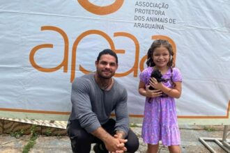 diego-da-apaa-inova-e-leva-acao-de-adocao-animal-ao-jardim-das-paineiras-no-dia-de-finados