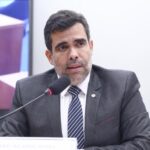 tentativa-de-taxar-energia-solar-cai-na-camara-apos-mobilizacao-de-ayres