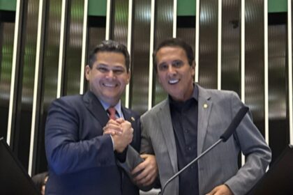 gaguim-recebe-apoio-de-alcolumbre-na-disputa-ao-senado-que-defende-tambem-composicao-com-dorinha-e-gomes