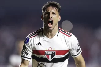 calleri-volta-a-treinar-com-bola-no-sao-paulo,-e-retorno-em-2025-e-possivel