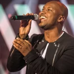 gp-de-sao-paulo-tera-hino-com-thiaguinho-e-arquibancadas-de-paris-2024