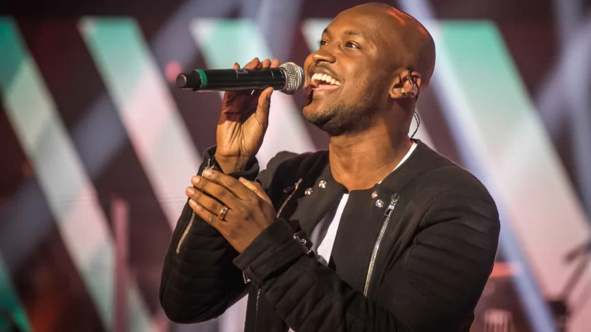 gp-de-sao-paulo-tera-hino-com-thiaguinho-e-arquibancadas-de-paris-2024