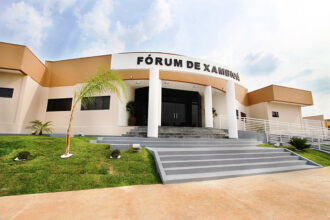 juri-condena-cinco-homens-por-assassinato-e-organizacao-criminosa;-penas-somadas-chegam-a-139-anos-de-prisao