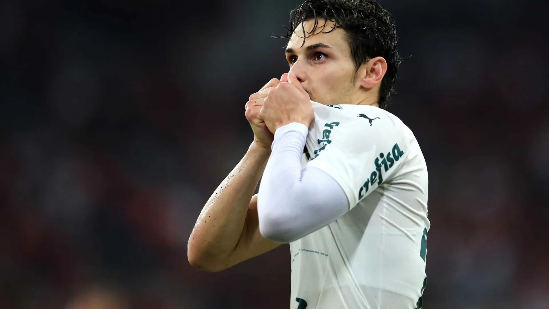 titular-surpreso-e-reserva-irritado-mantem-palmeiras-na-luta-pelo-tetra