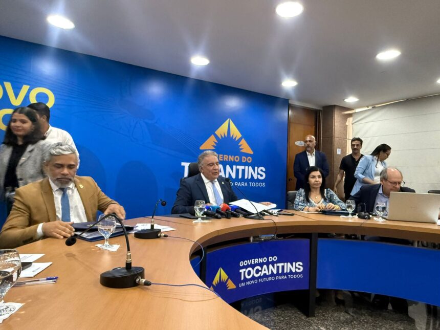 coletiva:-laurez-diz-que-vai-despachar-da-pasta-da-saude,-promete-decreto-a-“oito-maos”-e-afirma:-“nao-vou-ficar-chorando-e-reclamando”;-veja-as-principais-alegacoes!