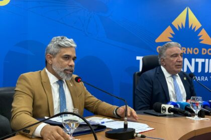 secretario-diz-que-saude-esta-doente,-garante-que-“governo-esta-no-controle-do-descontrole”-e-que-usara-“braco-forte”-para-que-populacao-nao-fique-desassistida